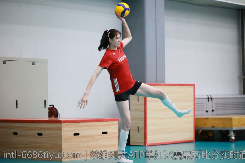 兹维列夫ATP单打比赛最新比分实时追踪
